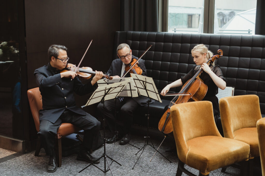 Iinnovative wedding photography Wedding Photo 13