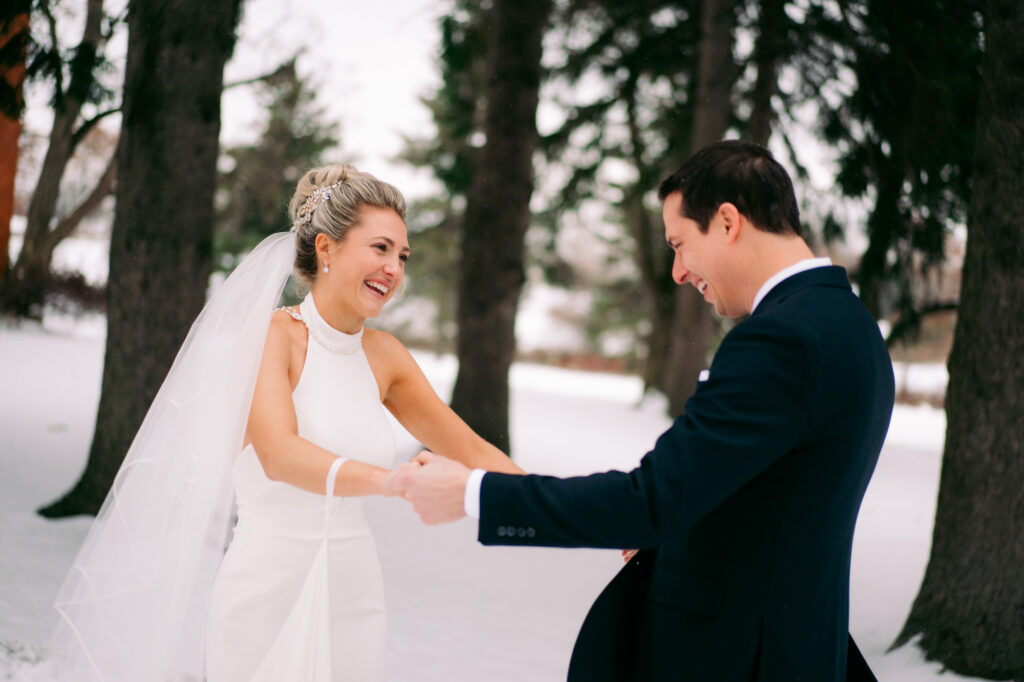 Leah & Jesse Wedding Photo 37