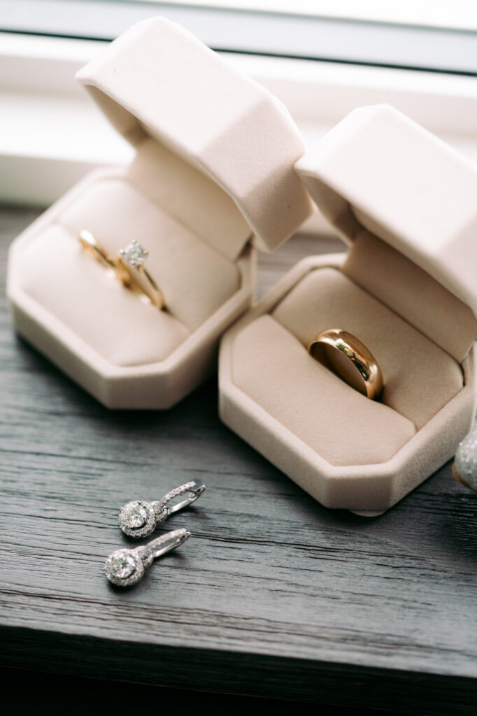 Leah & Jesse Wedding Photo 10